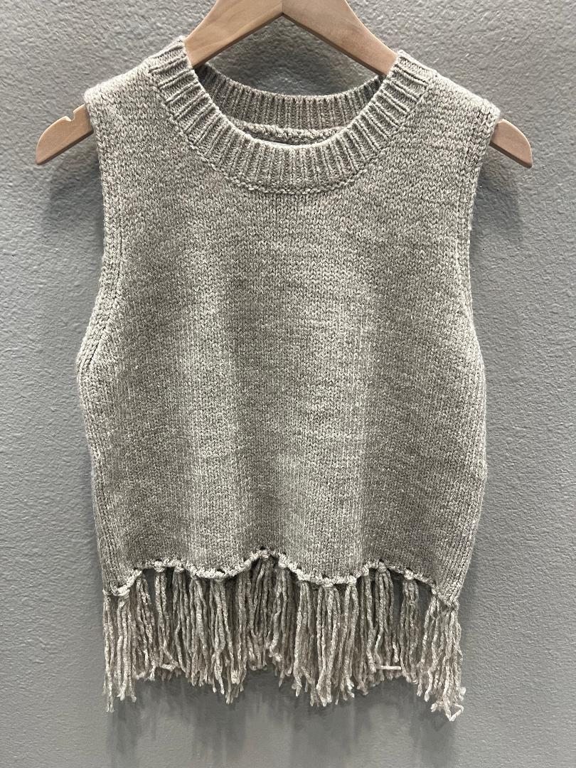 SWEATER VEST W/ FRINGE BOTTOM