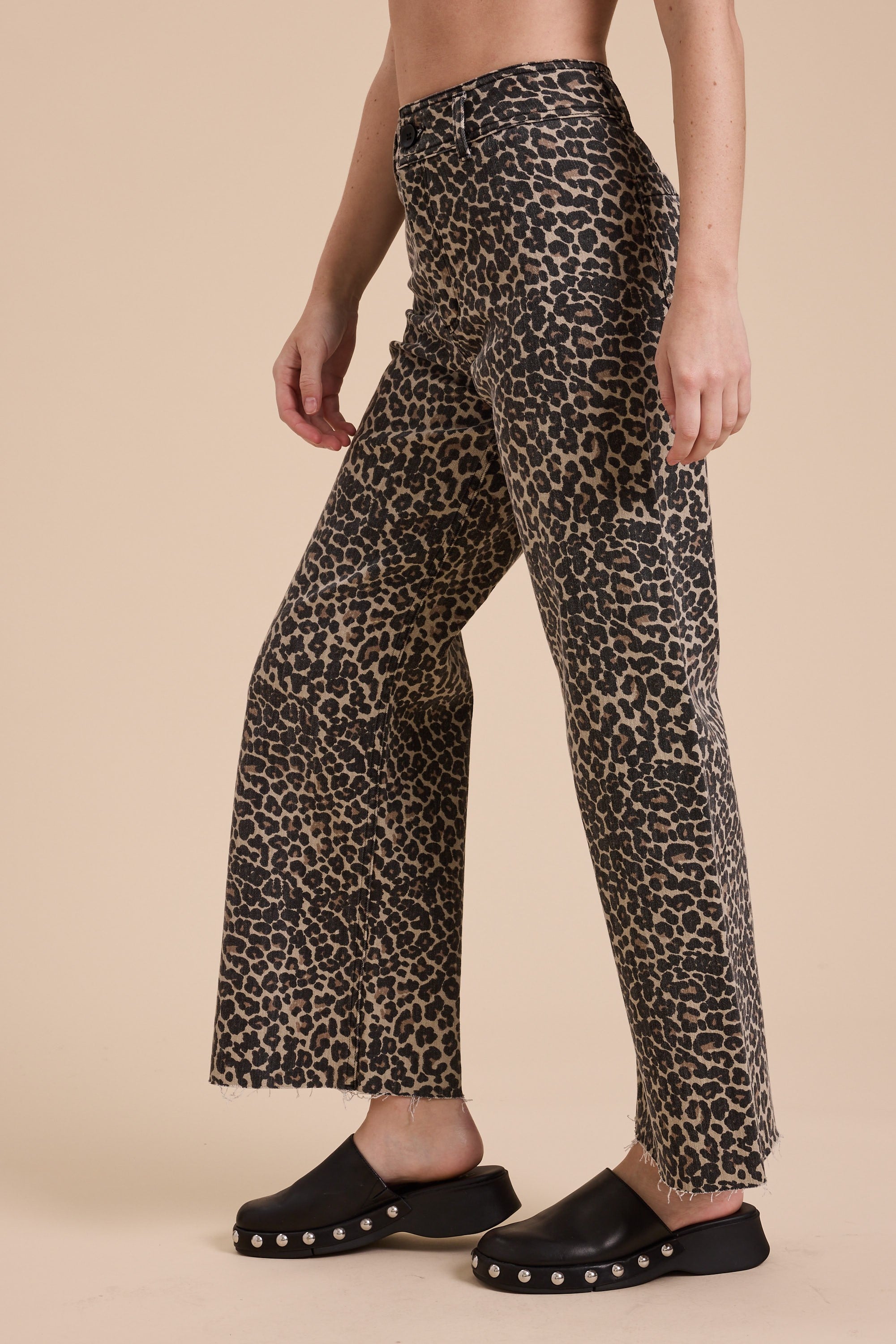 LEOPARD PANTS