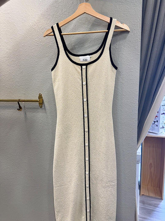 CREAM SLEEVELESS SWEATER MIDI DRESS