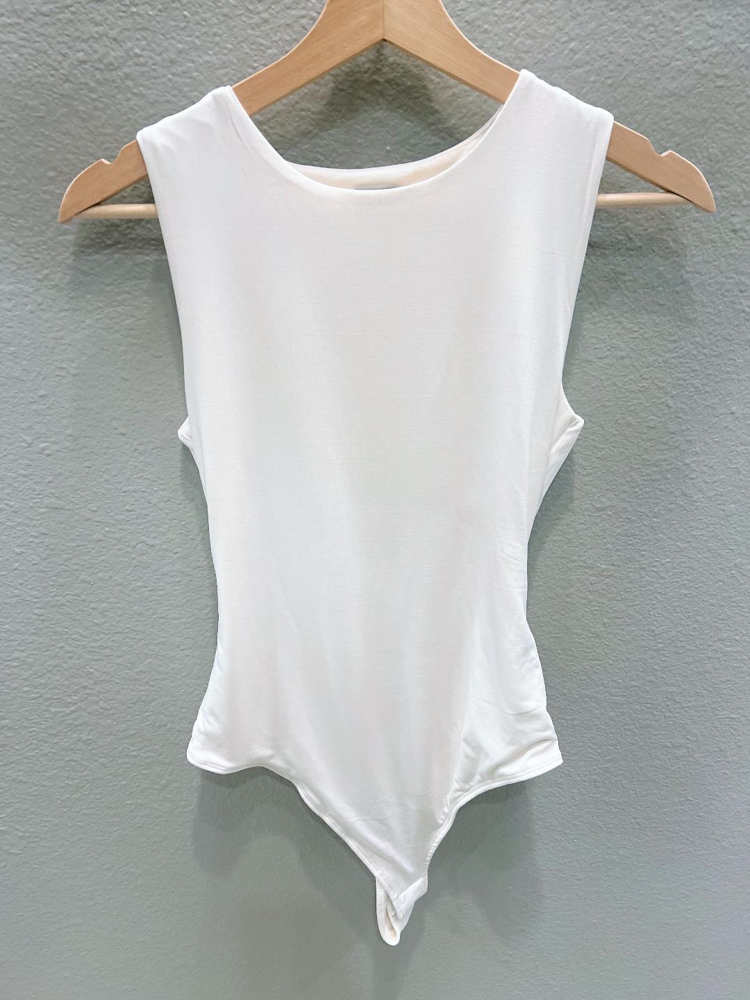 SLEEVELESS BODYSUIT